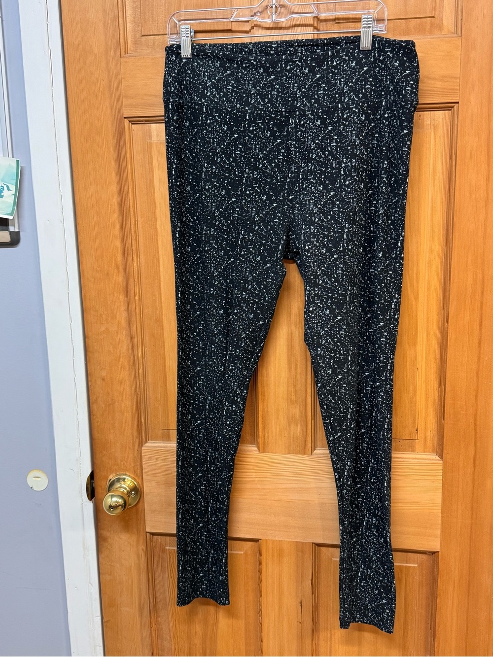 LuLaRoe Black Speckled Leggings